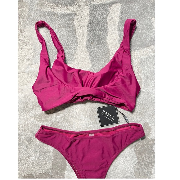 ZAFUL | SMALL | Front Knot Plum Bikini - Picture 4 of 4